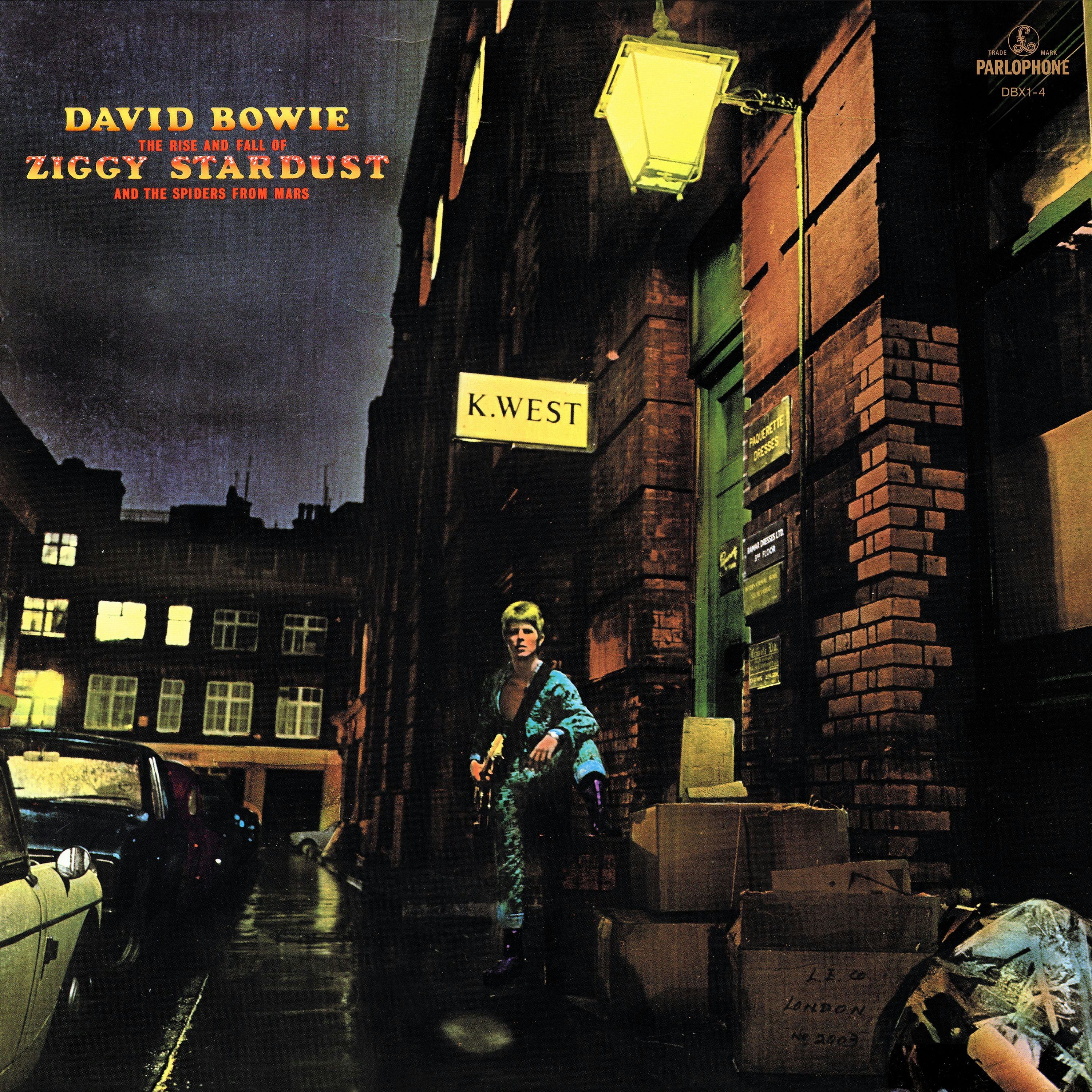 Album artwork for Album artwork for The Rise and Fall of Ziggy Stardust and the Spiders From Mars by David Bowie by The Rise and Fall of Ziggy Stardust and the Spiders From Mars - David Bowie