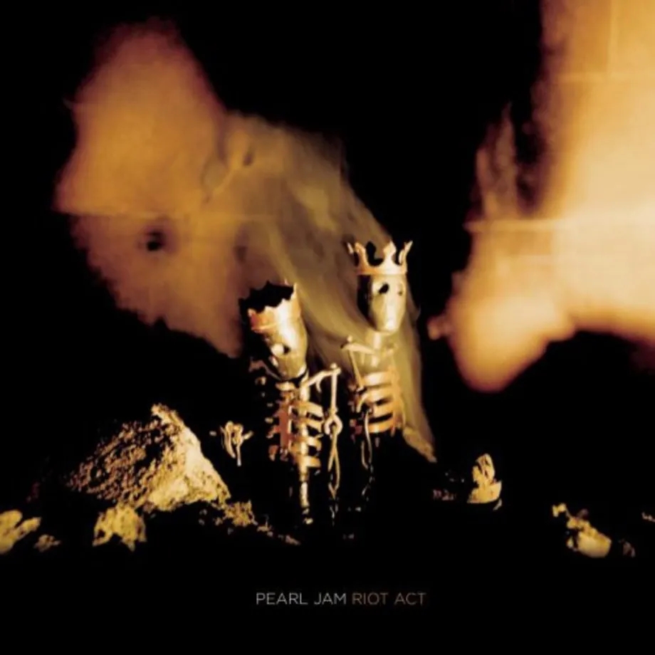 Album artwork for Riot Act by Pearl Jam
